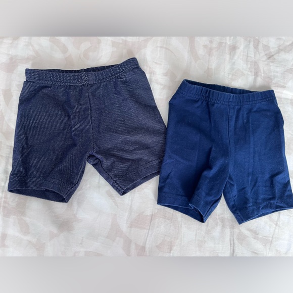 🌻3/25$ Lot of 3 pairs of baby girl shorts - 12 months Carters - Picture 4 of 7